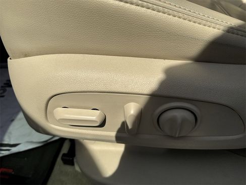 Used 2021 GMC Acadia Denali w/ Denali Technology Package image 18