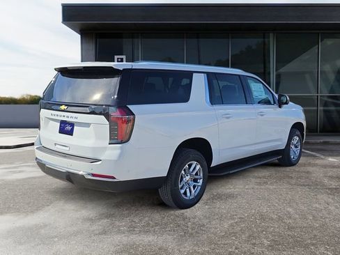 New 2026 Chevrolet Suburban LS AWD/4WD image 5