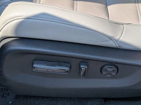 Used 2021 Honda CR-V EX-L image 13