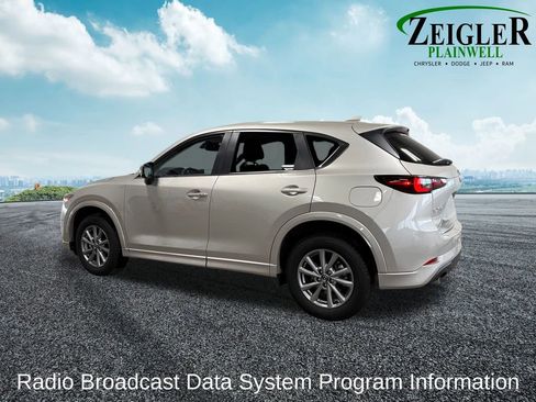 Used 2025 MAZDA CX-5 AWD 2.5 S w/ Preferred Package image 4