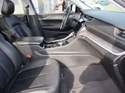 Used 2022 Jeep Grand Cherokee L Limited image 33