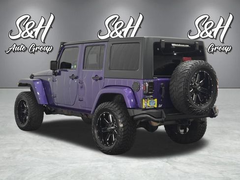 Used 2016 Jeep Wrangler Unlimited Sahara AWD/4WD image 24