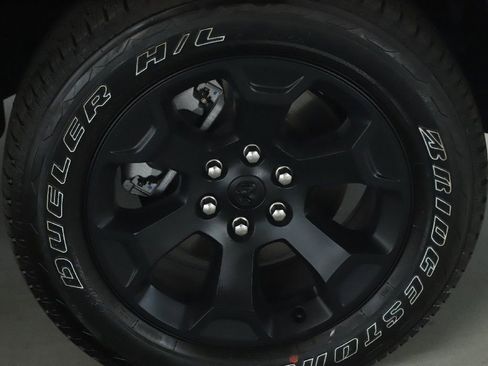 Used 2026 RAM 1500 Big Horn AWD/4WD image 10
