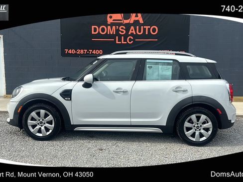 Used 2017 MINI Cooper Countryman FWD image 1