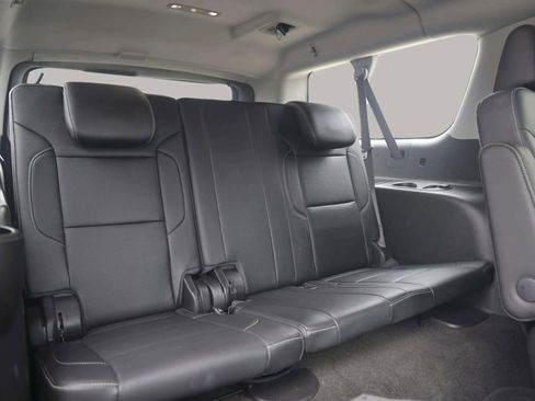 Used 2018 Chevrolet Suburban Premier w/ Max Trailering Package image 32