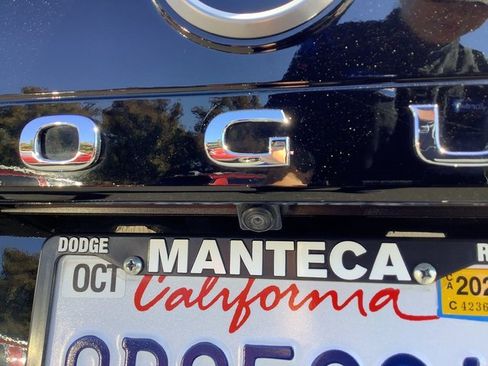 Used 2023 Nissan Rogue SV image 27