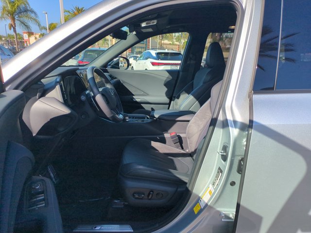 Used 2026 Lexus TX 500h AWD w/ Technology Package image 11