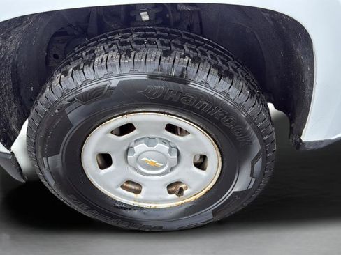 Used 2017 Chevrolet Colorado W/T image 39