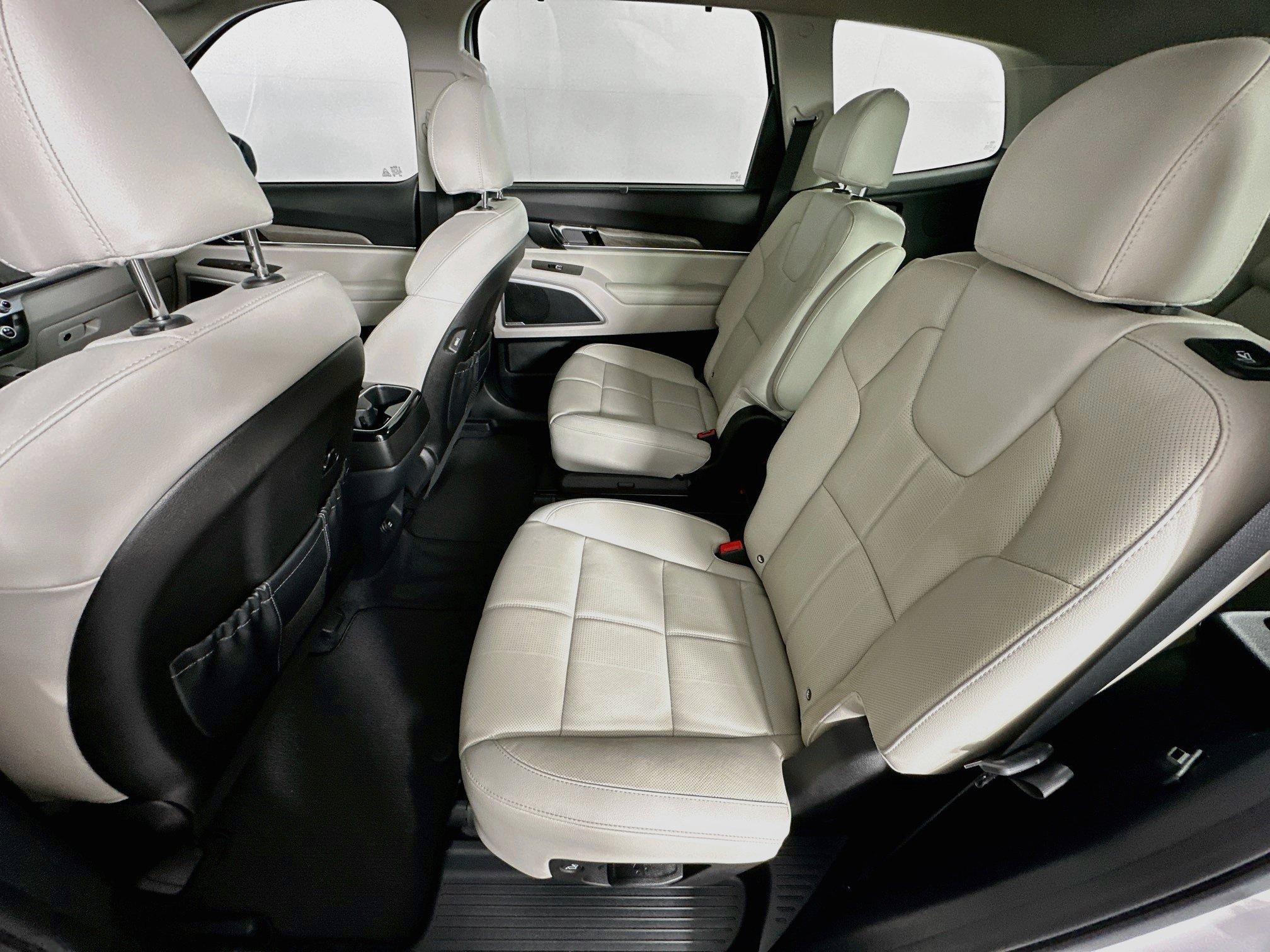 Used 2021 Kia Telluride EX w/ EX Premium Package FWD image 29