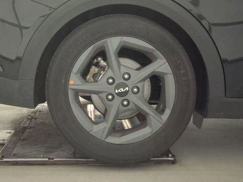 Used 2025 Kia K4 LXS FWD image 21