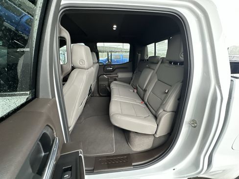 Used 2021 GMC Sierra 1500 SLT w/ SLT Premium Plus Package AWD/4WD image 25
