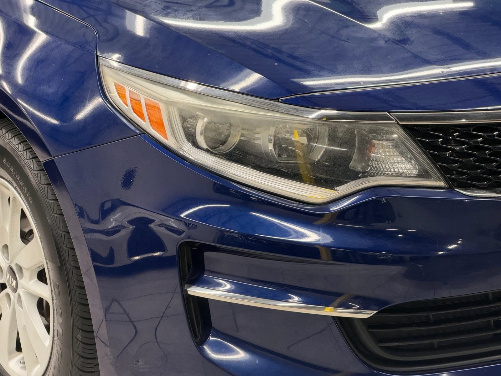 Used 2017 Kia Optima LX FWD image 6