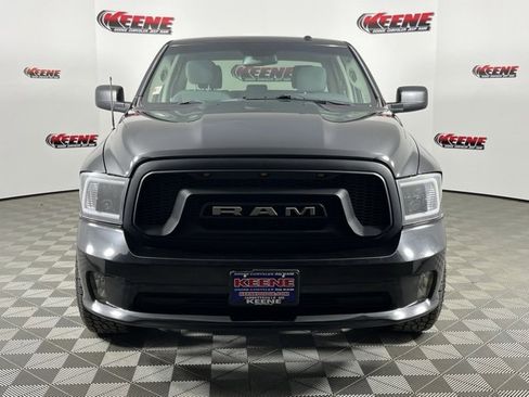 Used 2016 RAM 1500 Express w/ Black Ram 1500 Express Group image 4