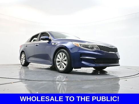 Used 2016 Kia Optima EX w/ Premium Package image 26