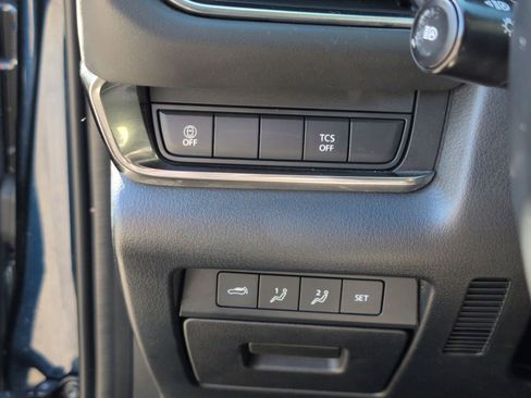 Used 2021 MAZDA CX-30 FWD 2.5 S w/ Premium Package image 17