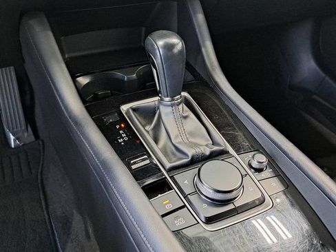 Used 2024 MAZDA MAZDA3 s FWD image 16
