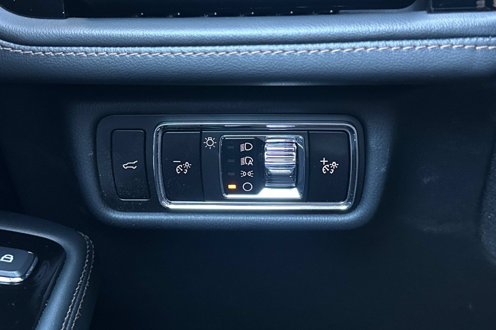 New 2026 Lincoln Aviator Reserve w/ Illumination Package RWD image 28