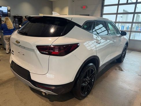 Used 2023 Chevrolet Blazer LT w/ Driver Confidence Package image 3