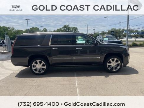 Used 2015 Cadillac Escalade ESV Premium AWD/4WD image 4