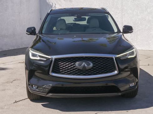 Used 2019 INFINITI QX50 Essential w/ Premium Audio Package FWD image 2