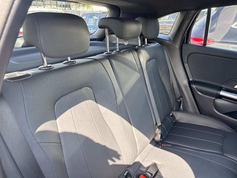Used 2026 Mercedes-Benz GLA 250 image 9