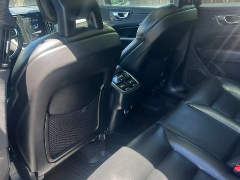 Used 2018 Volvo XC60 T5 Inscription w/ Convenience Package AWD/4WD image 11
