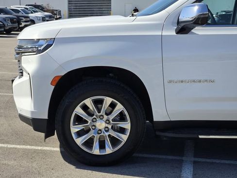 Used 2023 Chevrolet Suburban Premier AWD/4WD image 8
