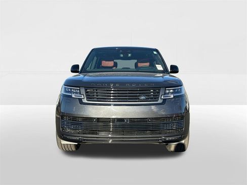 New 2025 Land Rover Range Rover SV image 6