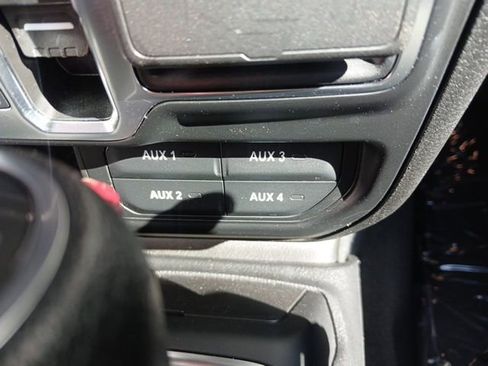 Used 2024 Jeep Wrangler Sport S image 42