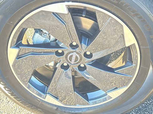 New 2026 Nissan Rogue SV image 9