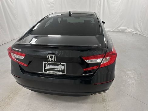 Used 2020 Honda Accord Sport image 4