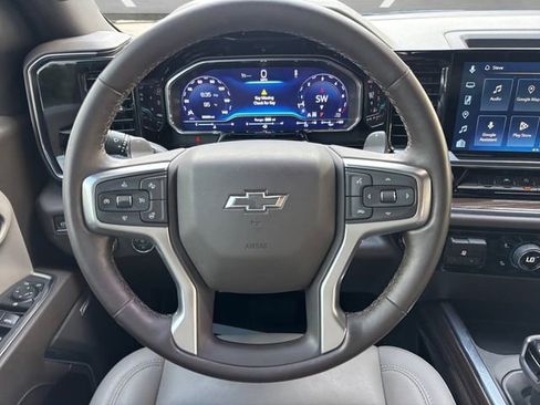 Used 2024 Chevrolet Silverado 1500 LT Trail Boss w/ Convenience Package II AWD/4WD image 27