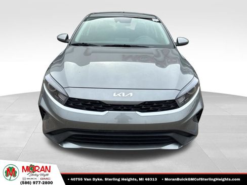 Used 2023 Kia Forte LXS FWD image 2