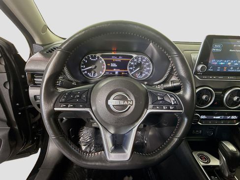 Used 2024 Nissan Sentra SR FWD image 13