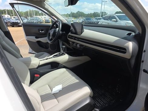 Used 2024 Honda HR-V EX-L image 15