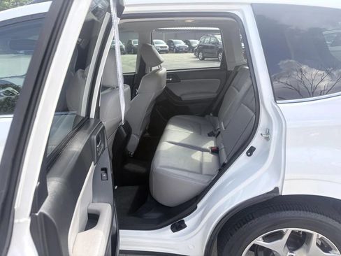 Used 2015 Subaru Forester 2.5i Touring w/ Popular Package #2 AWD/4WD image 12