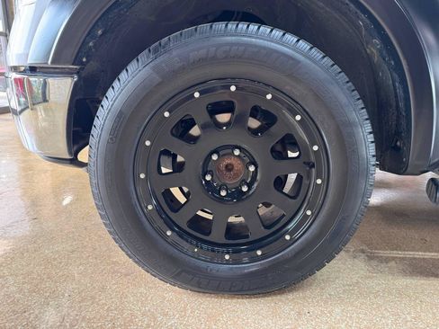 Used 2012 Ford F150 XLT w/ XLT Chrome Pkg RWD image 39