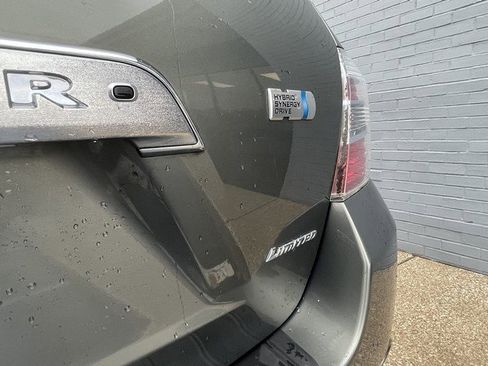 Used 2010 Toyota Highlander Limited image 10