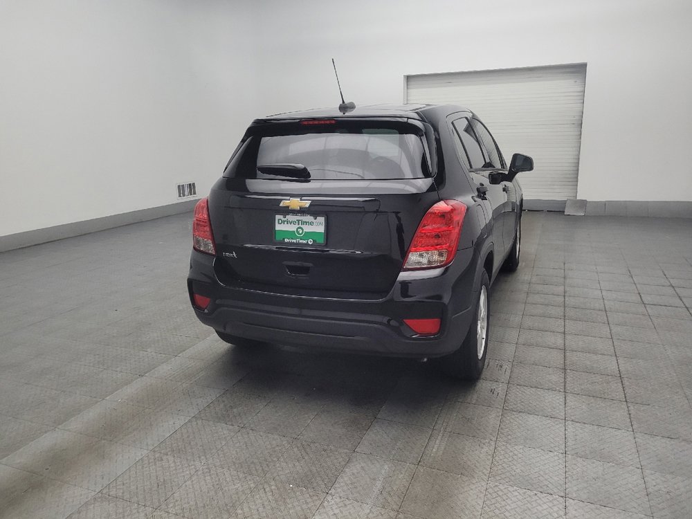 Used 2020 Chevrolet Trax LS w/ Tint and Cruise Package FWD image 9