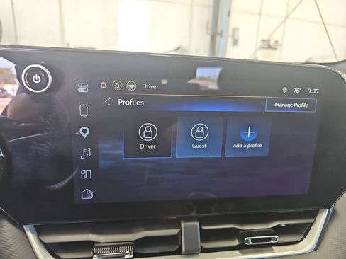 Used 2026 Chevrolet Equinox LT FWD image 21