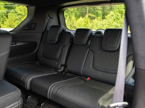 Used 2026 INFINITI QX80 Autograph w/ Premium Cargo Package AWD/4WD image 40