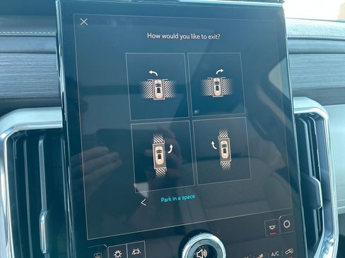 New 2026 GMC Acadia Denali w/ Super Cruise Package image 31