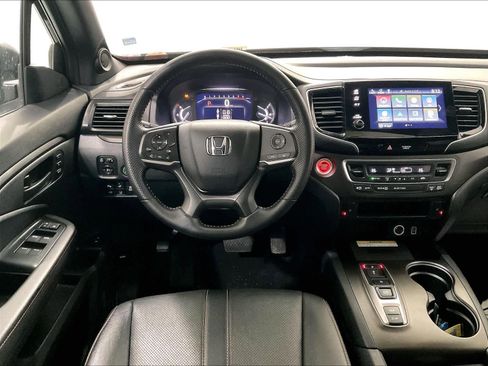 Used 2022 Honda Passport TrailSport image 17