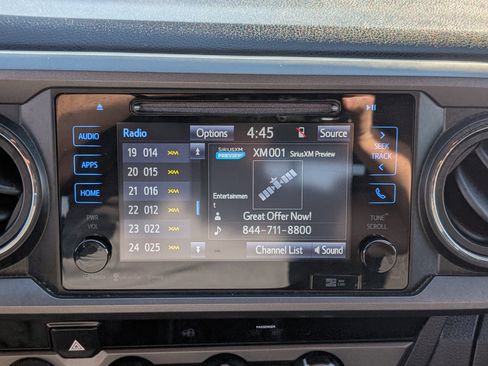 Used 2017 Toyota Tacoma TRD Sport w/ Tow Package image 24