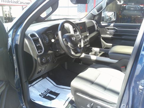 Used 2022 RAM 1500 Big Horn AWD/4WD image 23