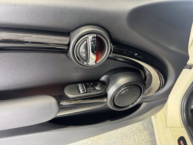 Used 2018 MINI Cooper John Cooper Works FWD image 6