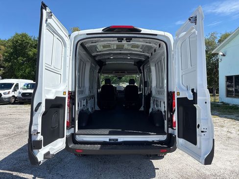 New 2026 Ford Transit 250 148 Medium Roof RWD image 9