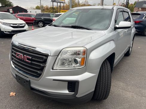 Used 2017 GMC Terrain SLE FWD image 5