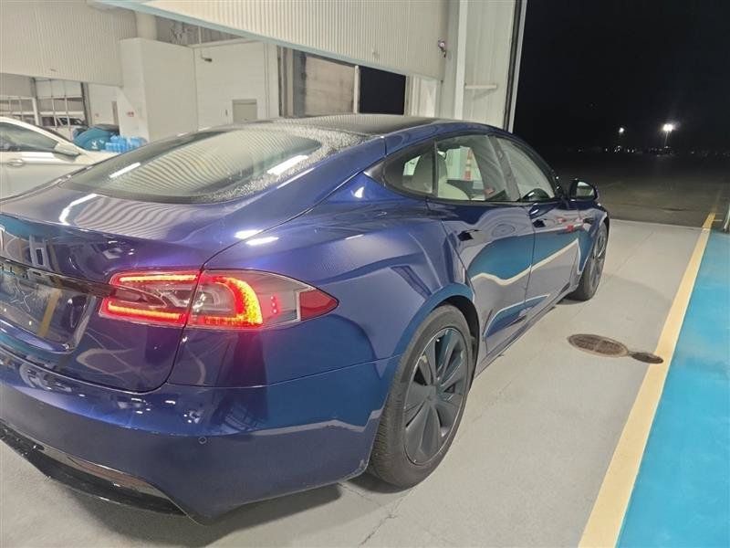 Used 2022 Tesla Model S AWD/4WD image 7