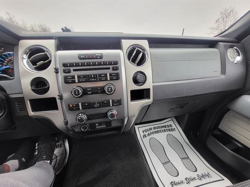 Used 2011 Ford F150 XLT w/ XLT Convenience Pkg image 19